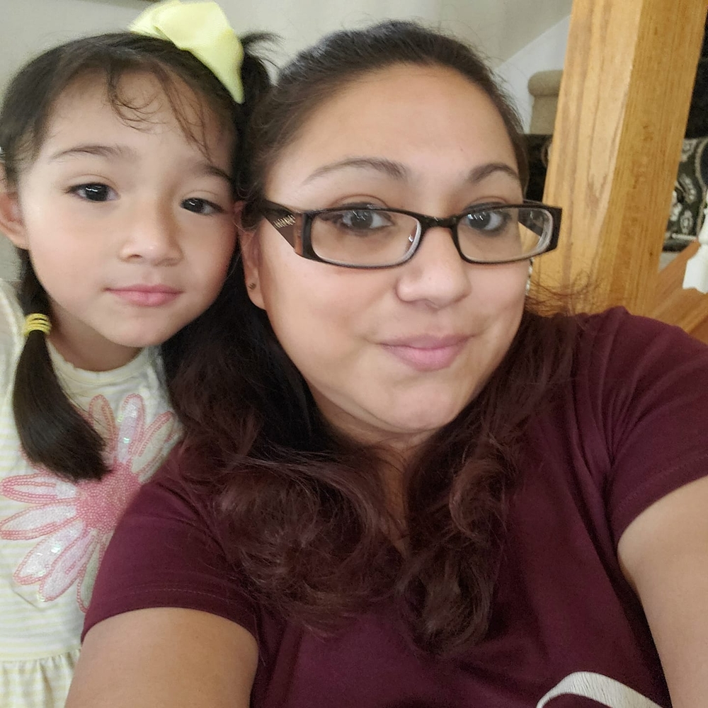 Meet your Posher, Cinthia
